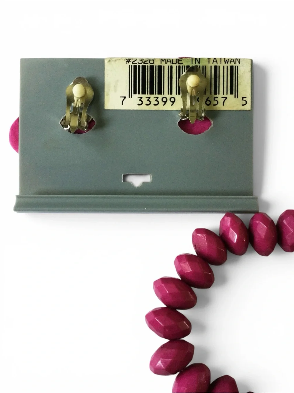 Vtg Magenta Acrylic Faceted Stretch Bracelet + Ornate Gold‑Tone Clip‑On Earrings - Picture 8 of 10